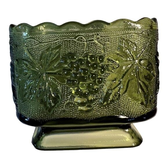 Anchor Hocking Other - Vintage Anchor Hocking Square Green Glass Dish Bowl Grapes and Leaves